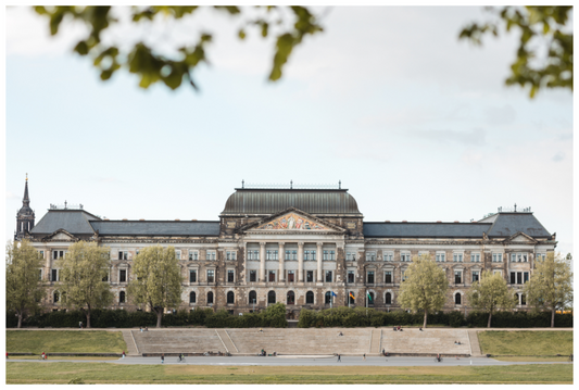 Dresden Finance Majesty